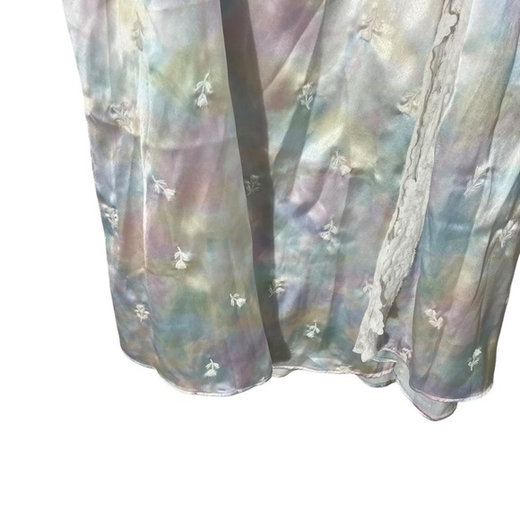 LOVESHACKFANCY Gracia Iridescent Watercolor
Embroidered Floral Maxi Skirt - Picture 7 of 15